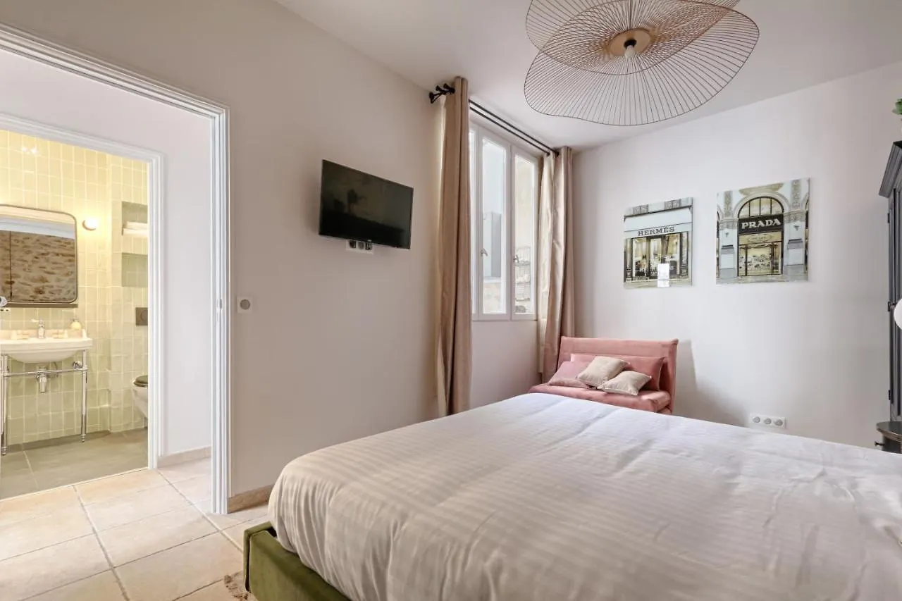 Splendid Parisian Flat 5P - Montorgueil Apartment
